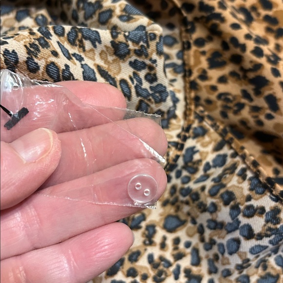 Tuckernuck Pomander Place Carlota Peplum Top Leopard Animal Print XXL
X - Picture 8 of 17